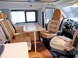 BÜRSTNER City Car 500 /  Aufstelldach  Festbett / Küche