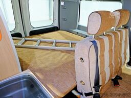 BÜRSTNER City Car 500 /  Aufstelldach  Festbett / Küche