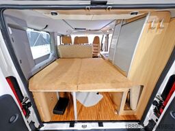 BÜRSTNER City Car 500 /  Aufstelldach  Festbett / Küche