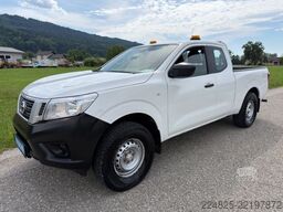 NISSAN Navara NP300 Visia King Cab 4x4