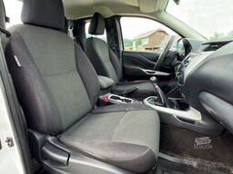 NISSAN Navara NP300 Visia King Cab 4x4