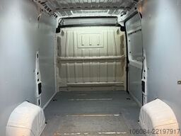 OPEL Movano Kasten L2H2 Klima Tempomat R-CAM NAVI AHK