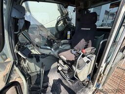 Liebherr R956HD