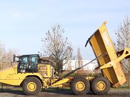 Caterpillar 730 04A | TAILGATE | LOW HOURS