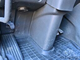 Volvo FM460  HMF 2120 4330kg 10.2m K3 Funk Lift Lenk