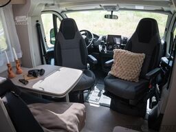 LMC Tracer V 670 Okt. 26 Verfügbar. SAT, AHK