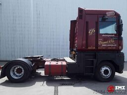 Renault Magnum 430 manual pump