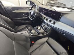 MERCEDES-BENZ E 300 de 4Matic T-Modell Burmester Pano Head-UP