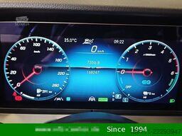 MERCEDES-BENZ E 300 de 4Matic T-Modell Burmester Pano Head-UP