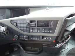 VOLVO FH 500 Globetrotter ADR