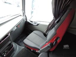 VOLVO FH 500 Globetrotter ADR