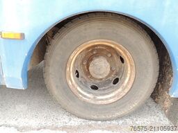 RENAULT 220dci Pferdentransport (6 pferden)