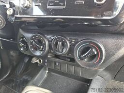 TOYOTA HI-LUX 2.4 4x4 Airco NAP Pickup