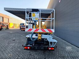 Nissan Cabstar 35.12 NT400 GSR E179T