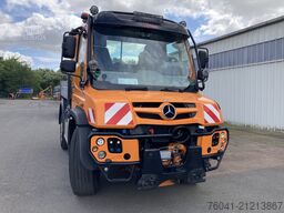 Mercedes-Benz Unimog U430