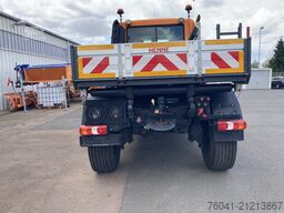 Mercedes-Benz Unimog U430