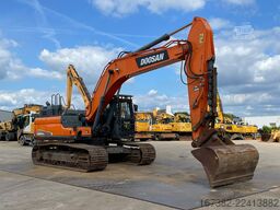 Doosan DX300LC-5