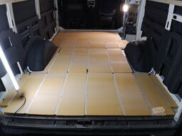 Iveco Daily 35S18V autarker Camper Komplettaus