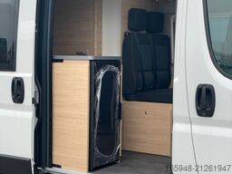 ROADCAR R 600 | Viel Raum auf 6m* mit Klimaautomatik