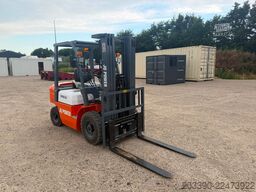  JQ Power CPCD25 / 2.5T Diesel / Sideshift / 2026