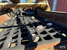  Ludwig Binder Linear quarry sieve.