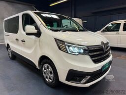 RENAULT Trafic Style Life 8 Sitze Klima Tempomat LED