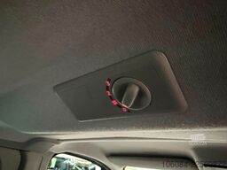RENAULT Trafic Style Life 8 Sitze Klima Tempomat LED