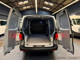 VW T6.1 Transporter Lang DSG LED KLIMA TEMPO 72TKM
