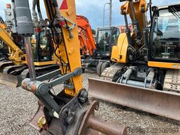 LIEBHERR R 914 Compact Litronic netto 72.000 EUR