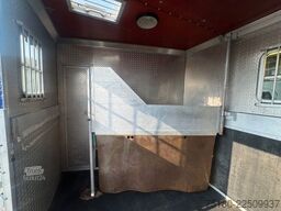 MERCEDES-BENZ 814 L Pferdetransporter Pferdelkw 7,5t