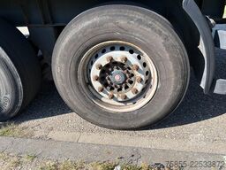 Schmitz SKO 24 ISO Box / SAF Axles / Steering Axle / Li...