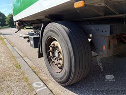Schmitz SKO 24 ISO Box / SAF Axles / Steering Axle / Li...
