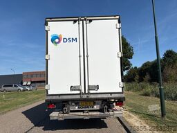 Schmitz SKO 24 ISO Box / SAF Axles / Steering Axle / Li...