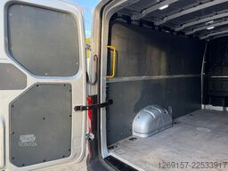 VW Crafter Kasten 35 L2H1 Navi *AHK3t*