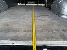 VW Crafter Kasten 35 L2H1 Navi *AHK3t*