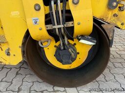 BOMAG BW100AD-5 mit Streuer / 2017 BJ / KAG