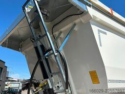 SCHMITZ CARGOBULL SKI 24 SL 7.2 Stahlkipper 26m³ Elektr. Verdeck