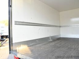 IVECO Daily Einzelkabine Koffer 35S160 Ladebordwand