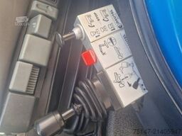 RENAULT Premium Lander 340 DXi 2-S.-Kipper HMF Heckkran