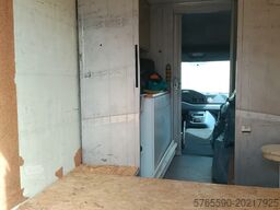 Mercedes-Benz Sprinter 300