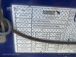 Schmitz Cargobull Curtainsider Mega