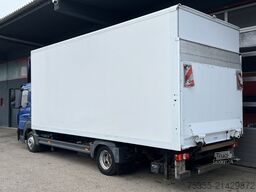 MERCEDES-BENZ Atego 821 Euro6 Klima Tempomat 6,1m Koffer + LBW