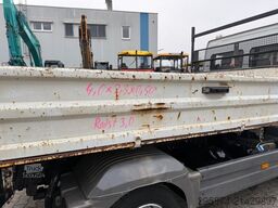 MERCEDES-BENZ 818 Atego 3-Seiten-Kipper AHK