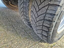 Mercedes-Benz Sprinter 519 CDI 3.0 V6/ Plane Pritsche/ Ladefl...