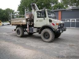 UNIMOG Unimog U1250 mit Kran