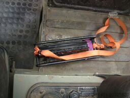 UNIMOG Unimog U1250 mit Kran