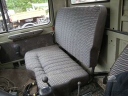 MERCEDES-BENZ Unimog U1250 mit Kran MKG 105