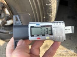 Schmitz Cargobull Semitrailer Curtainsider Mega