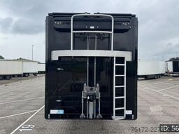 Kraker CF-Z 88m³ / Electric Cover + remote / 10mm / Li...
