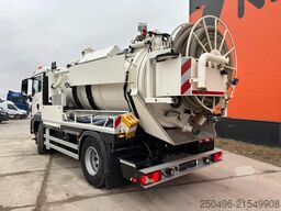 MAN TGS 18.320 4x4 Müller tank 8000 + 1000 l / vacu...